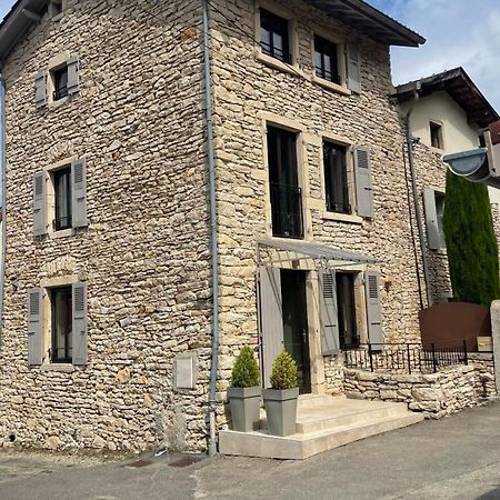 La Maison De Mounette L'Isle-d'Abeau Exteriör bild