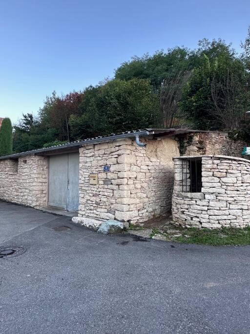 La Maison De Mounette L'Isle-d'Abeau Exteriör bild